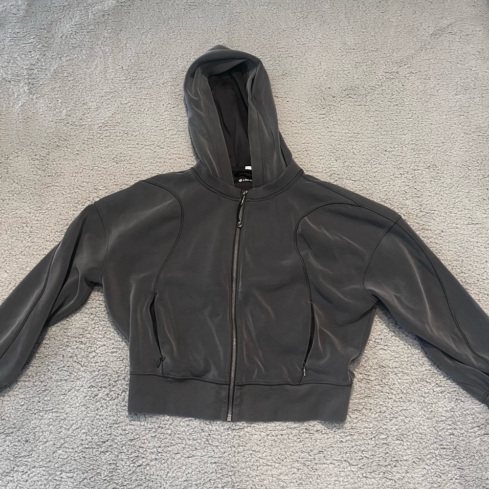 Lululemon full zip jacket size 6